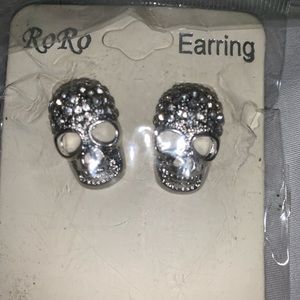 NEW! Skull Bling Earrings